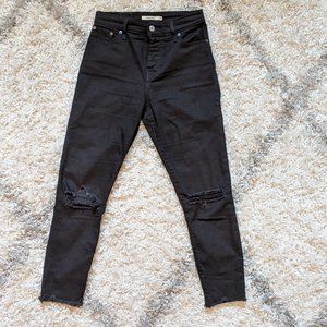 Levi's ripped knees skinny jeans